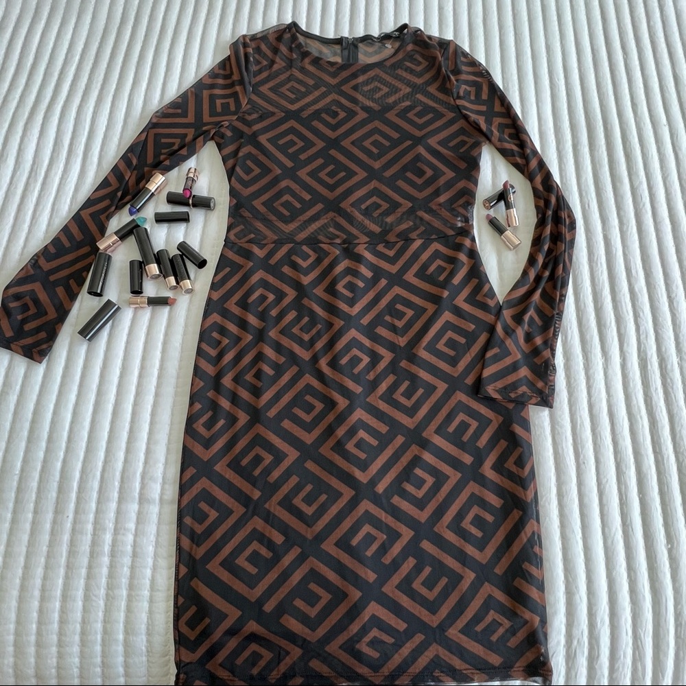 Midi dress - long sleeve- with transparencies